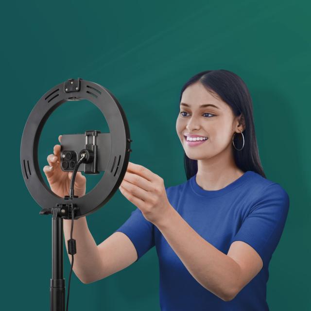 Hama "SpotLight FoldUp RGB 102" LED-RGB Ring Light, Smartphone Kit, Folding 