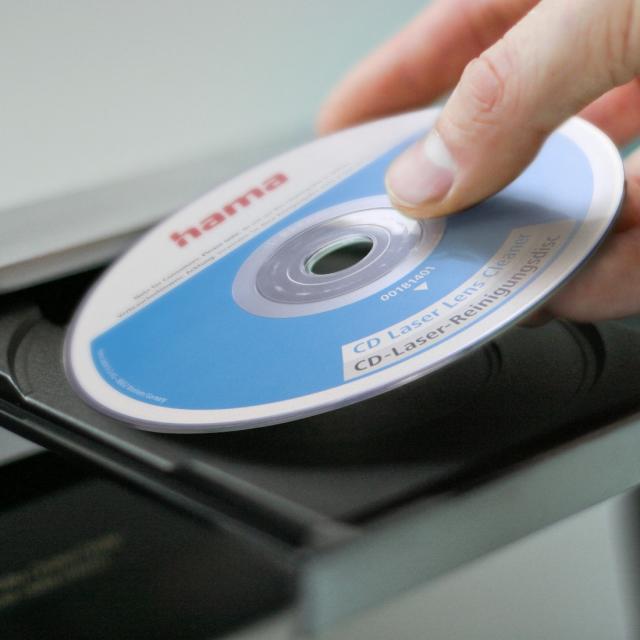 HAMA Почистващ диск CD Laser Lens cleaner 
