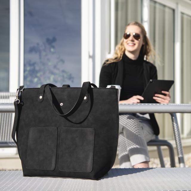 Чанта за лаптоп HAMA Classy, 15.6", Черна, 216594 