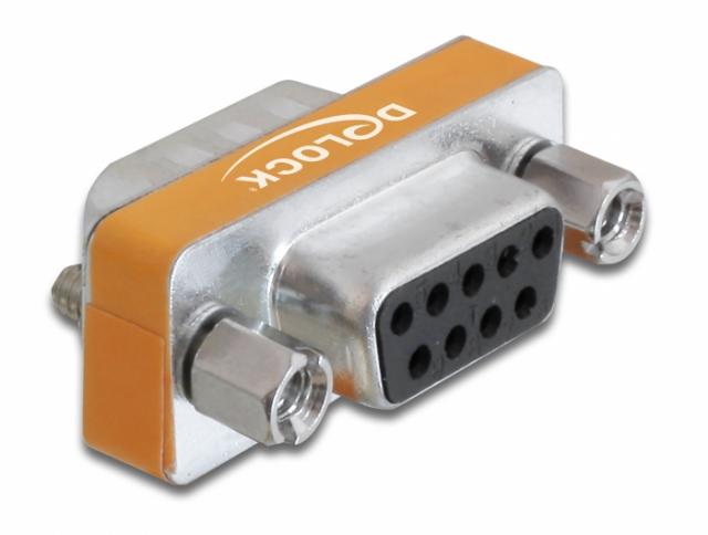 Adapter DeLock D-Sub 9 pin male > D-Sub 9 pin female 