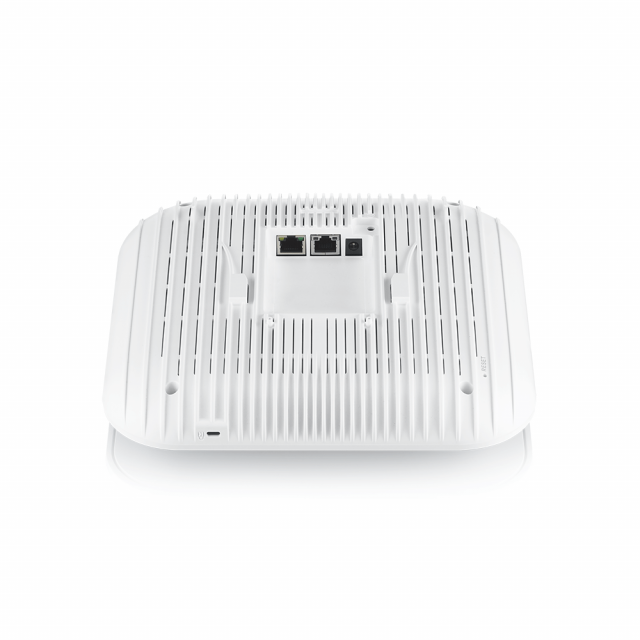 Безжична точка за достъп ZYXEL WAX650S, 802.11ax 4x4 Smart Antenna, Unified AP, 1 годишен NCC Pro Pack лиценз 