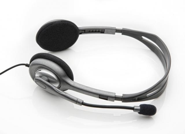 Стерео Слушалки с микрофон Logitech H110 