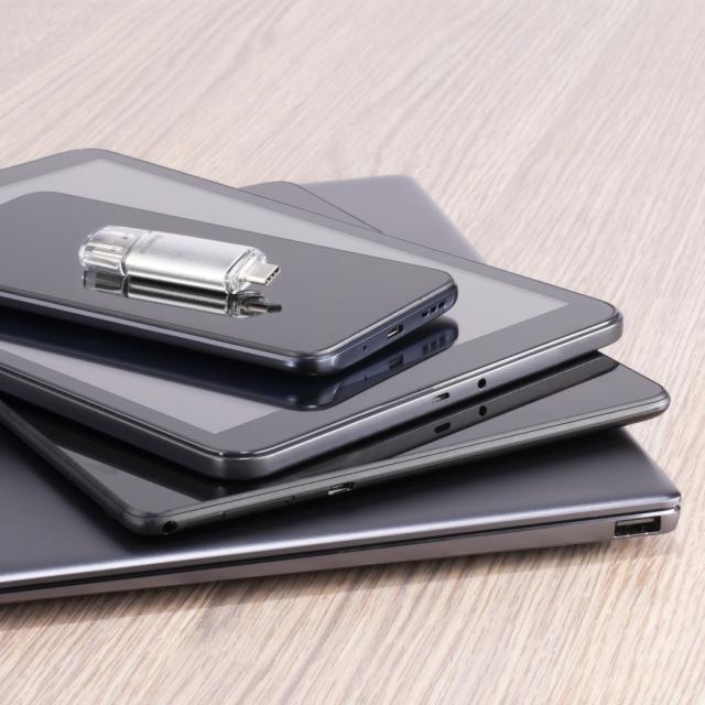 "C-Laeta" USB Stick, USB-C USB 3.1/3.0, 128 GB, HAMA-181073 