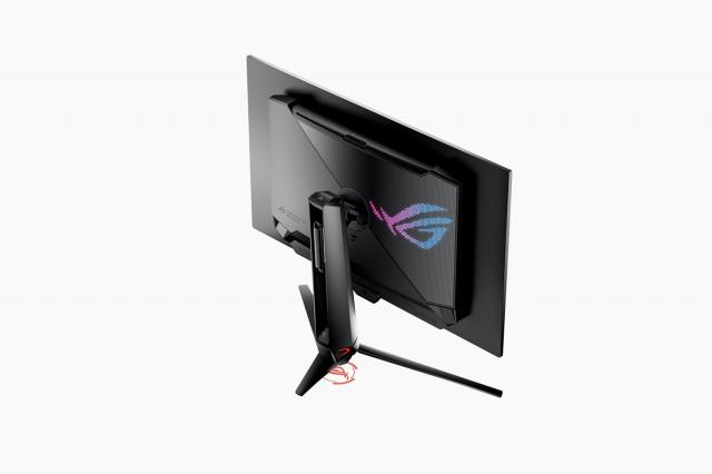 Monitor ASUS ROG Swift OLED PG32UCDP 32" - 4K 240Hz или FHD 480Hz WOLED, 0.3ms 