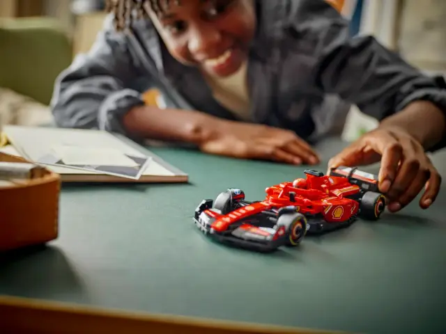 LEGO Speed Champions -Ferrari Sf-24 F1® Race Car 77242 