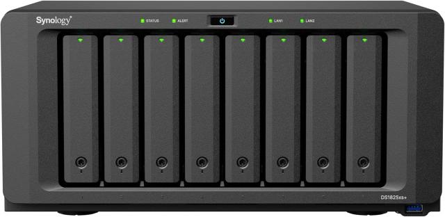 Мрежов сторидж Synology DS1825+, за 8 диска, AMD Ryzen V1500B, 8 GB DDR4 