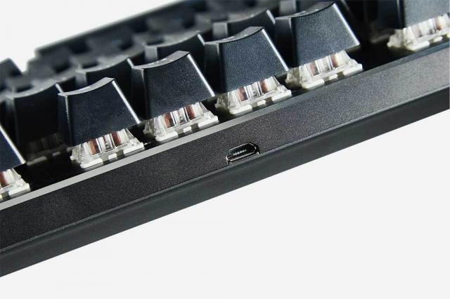 Gaming Mechanical keyboard Barebone Glorious RGB GMMK TKL 