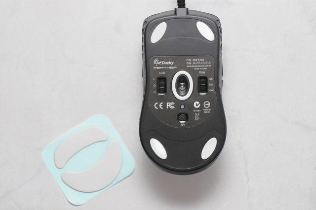 Gaming Mouse Ducky Feather RGB 