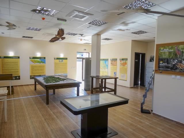 Interactive table base model InfoDart T435 