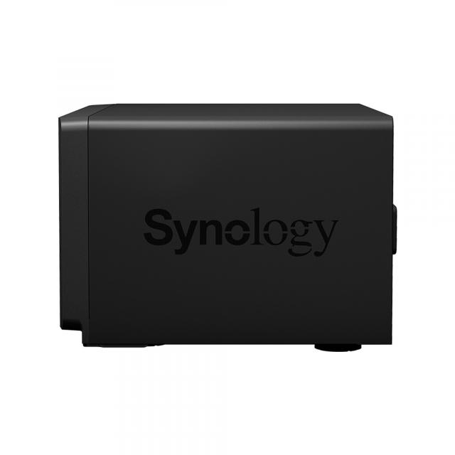 Мрежов сторидж Synology DS1821+, За 8 диска, До 108TB, RAM 4GB, Гигабит, USB3.2