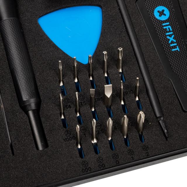 Professional tools iFixit Essential Electronics Toolkit 