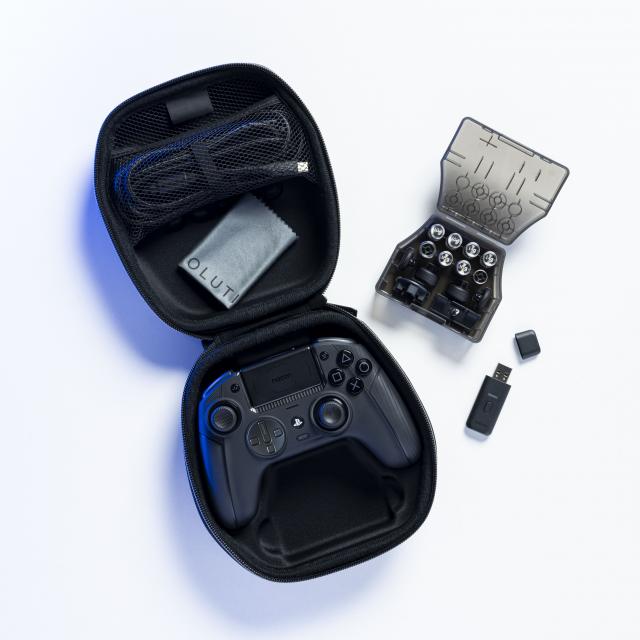 Безжичен контролер Nacon Revolution 5 Pro - Black 