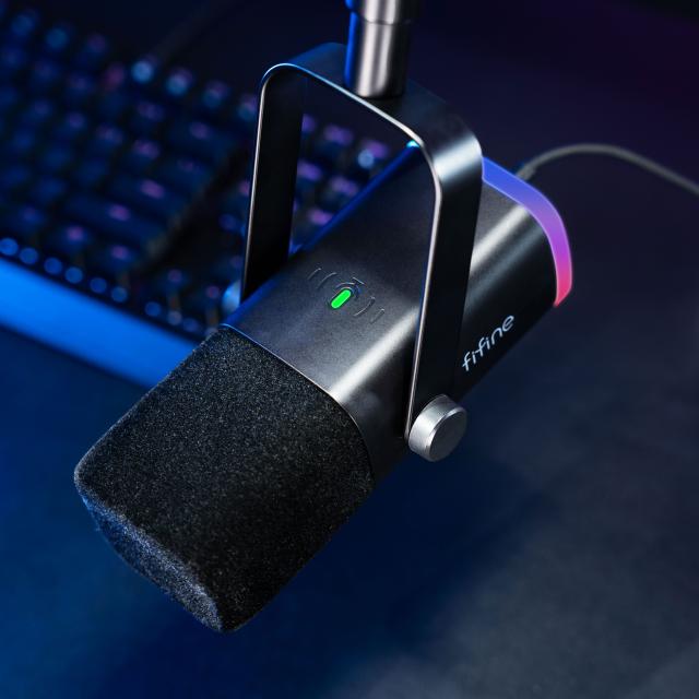 Микрофон със стойка FIFINE AM8T Dynamic RGB - Black 