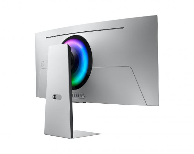 Монитор Samsung Odyssey OLED G8 G85SD Ultra WQHD - 34" CURVED 1800R, 175 Hz, 0.03ms 