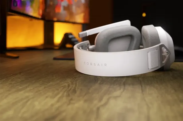 Геймърски слушалки с микрофон Corsair HS80 MAX White безжични и блутут PC/PS5/PS4 
