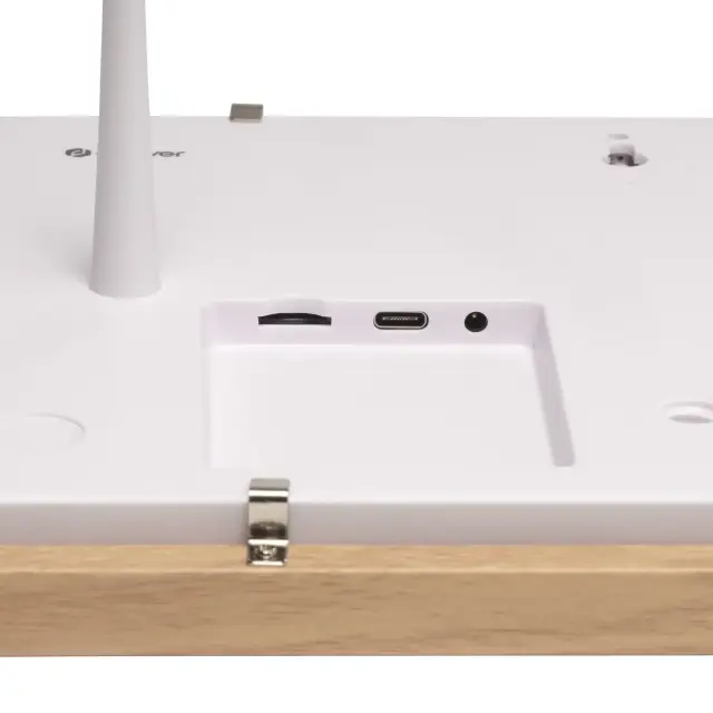 Дигитална смарт фоторамка Denver PFF-1040LW Light Wood, 10.1" Wi-Fi, Frameo app 