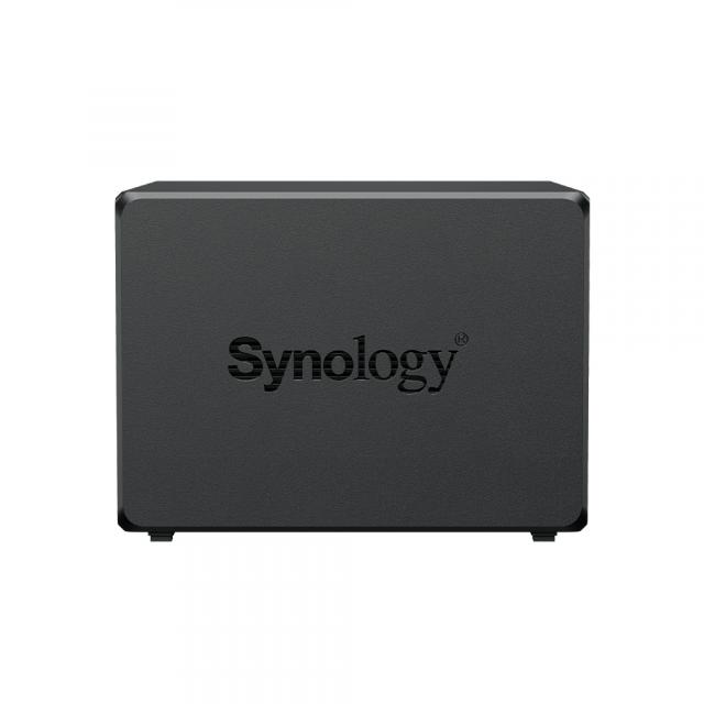 Мрежов сторидж Synology NAS DS1525+, за 5 диска, AMD Ryzen V1500B, 8GB DDR4 SODIMM 