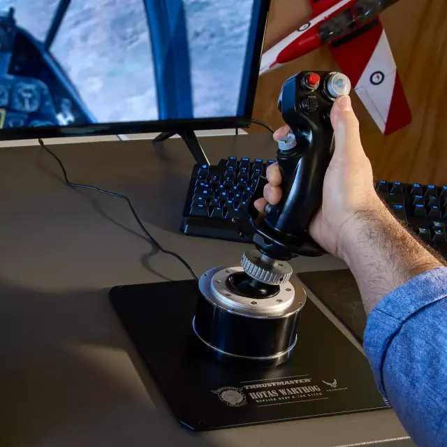 Жичен джойстик, авиосимулатор Thrustmaster HOTAS Warthog Flight Stick за PC, Черен 