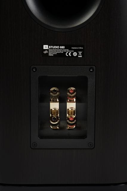 Тонколона JBL Studio 680, 2.0, басрефлексна 