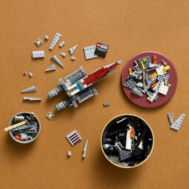 LEGO  Star Wars - Acclamator Class Assault Ship, 75404 