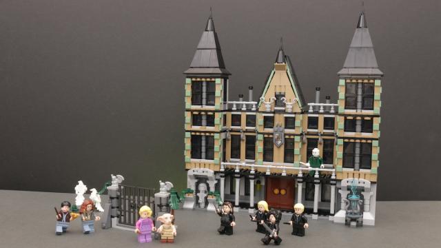 LEGO Harry Potter country estate of the Malfoy family - 76453 