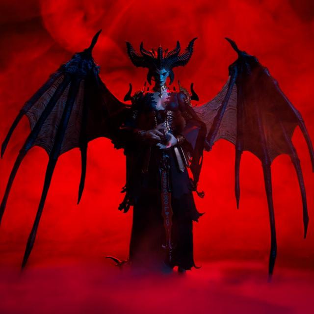 Фигурка Diablo IV Lilith 7in Deluxe Action Figure McFarlane Elite Edition #2 