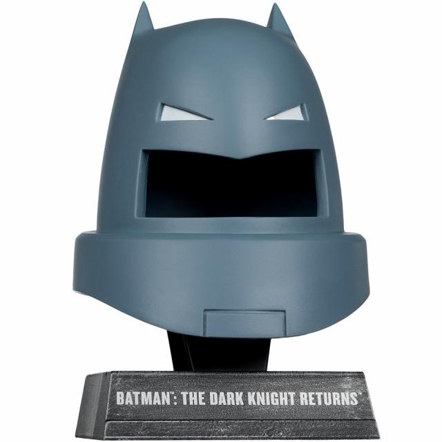 Фигурка DC Direct Armored Batman (The Dark Knight Returns) Cowl Replica 1:3 Scale McFarlane 