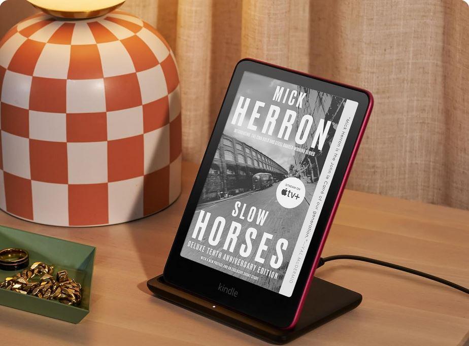 電子書籍リーダー本体 Kindle Paperwhite Signature 32GB M2L4EK Kindle Paperwhite Signature Edition | 32 GB with a 6.8″ display