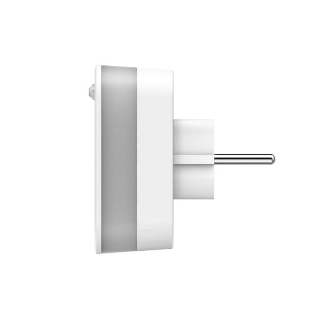 Hama LED Night Light with Socket, 2 USB Outputs, Motion Sensor, Light Sensor 
