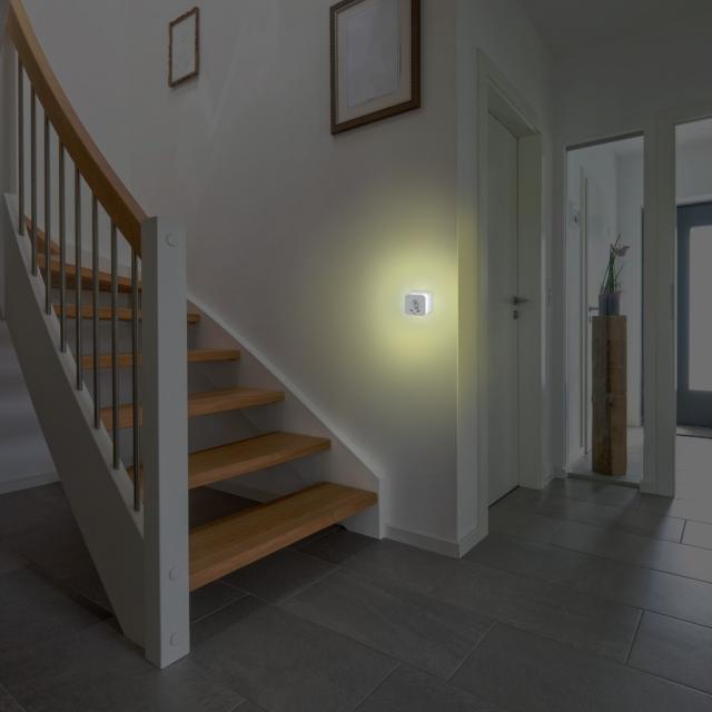 Hama LED Night Light with Socket, 2 USB Outputs, Motion Sensor, Light Sensor 