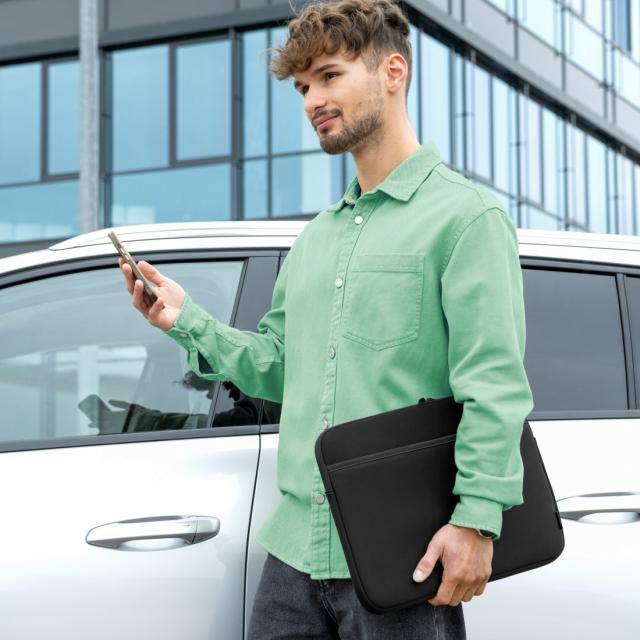 Hama "Neoprene" Laptop Sleeve with front compartment, 36 cm - 40 cm (14.1" - 15.6") 