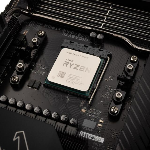 Монтажната рамка der8auer RYZEN 3000 OC AIO Mounting Frame 