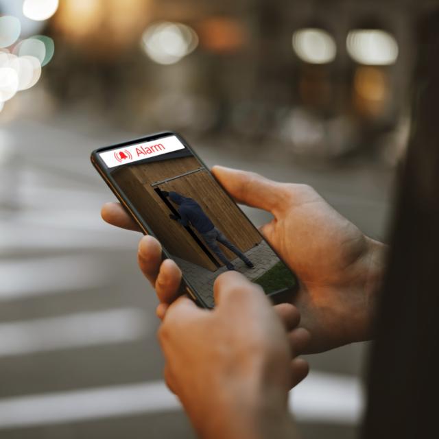 WiFi външна камера Hama, Със соларен панел, Батерии, Детектор за движение, 1080p 