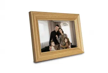 Дигитална смарт фоторамка Denver PFF-1044LW Light Wood, 10.1" Wi-Fi, Frameo app