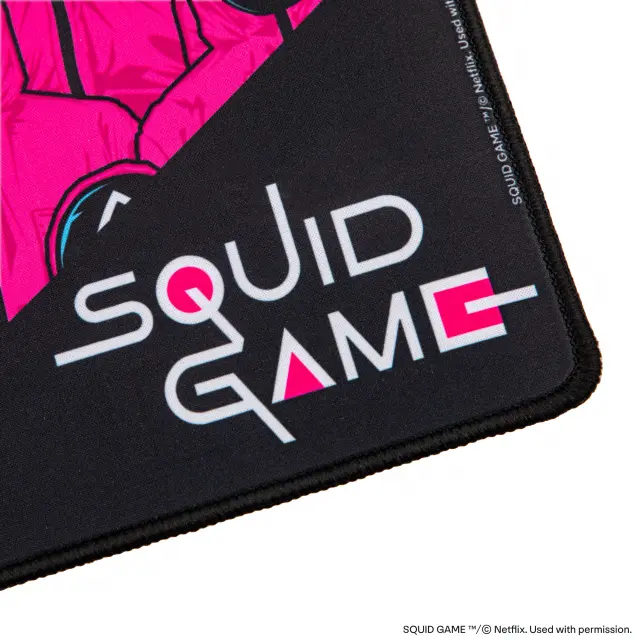 Пад за мишка Netflix Squid Game - Front Man And Guards Desk Mat 
